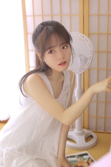 年轻女教师2